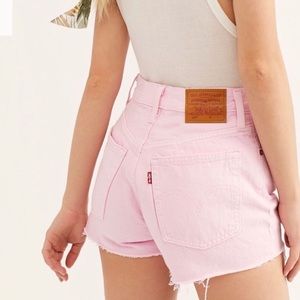 NWT Levi’s 501 pink festival highrise shorts